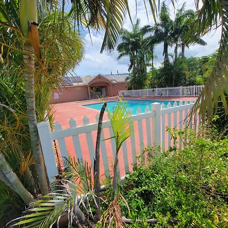 Comfortable Strategic Lodging Quarters Spanish Town Εξωτερικό φωτογραφία