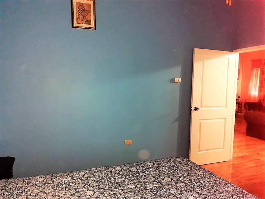 Comfortable Strategic Lodging Quarters Spanish Town Εξωτερικό φωτογραφία