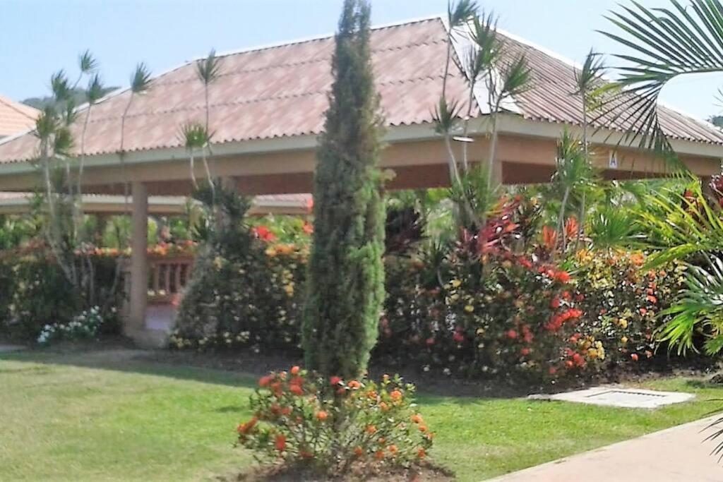 Comfortable Strategic Lodging Quarters Spanish Town Εξωτερικό φωτογραφία