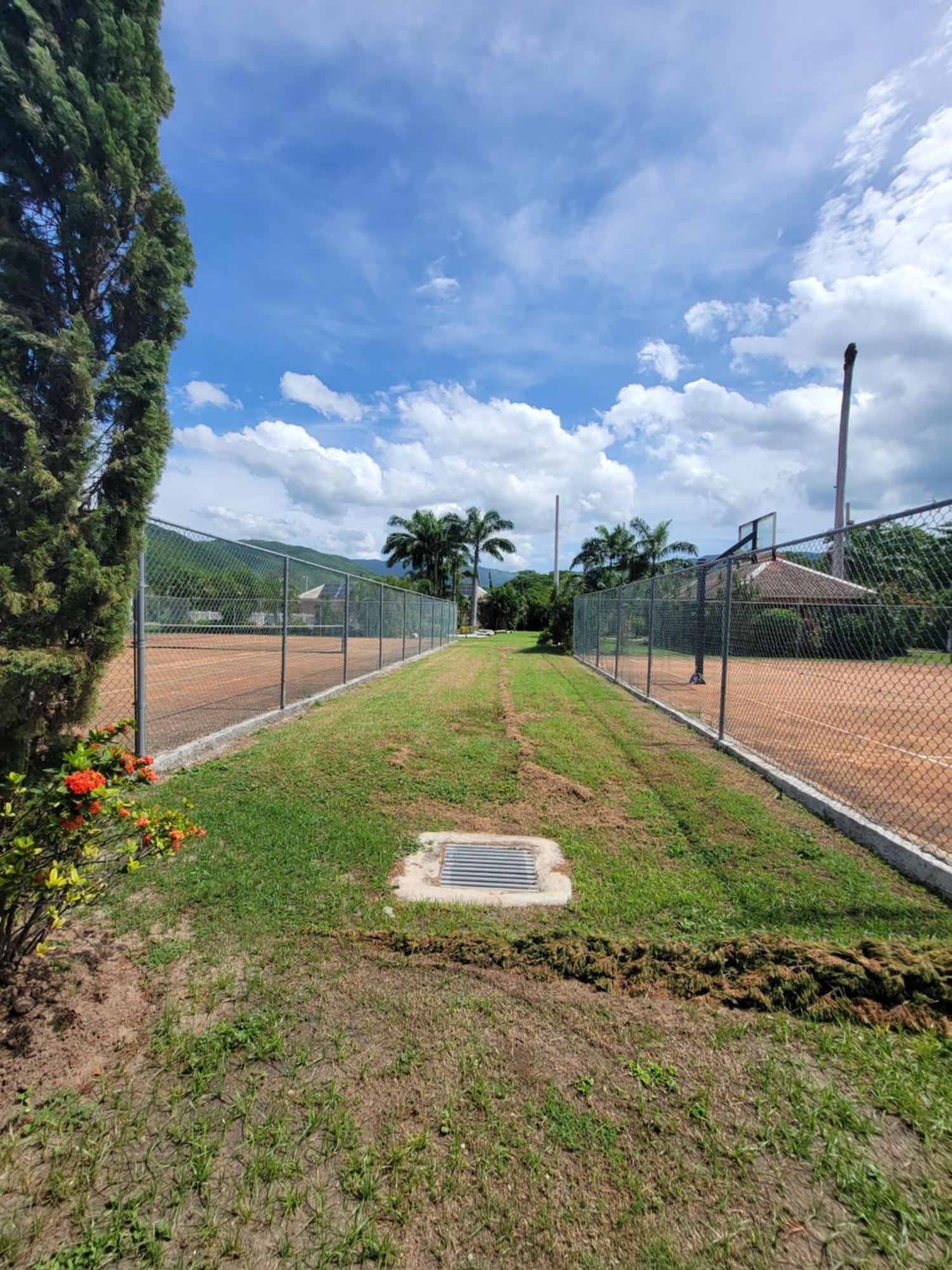 Comfortable Strategic Lodging Quarters Spanish Town Εξωτερικό φωτογραφία
