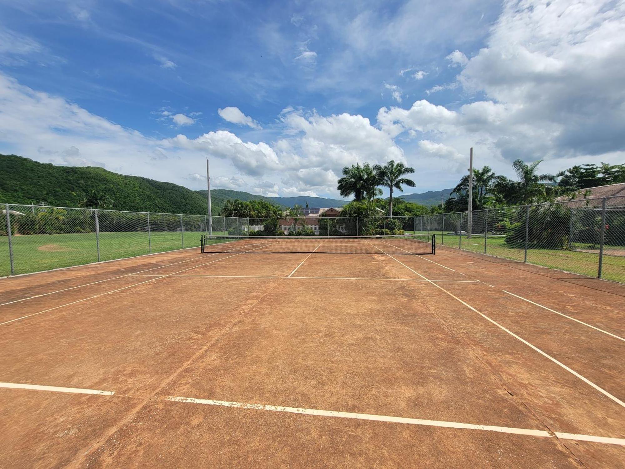 Comfortable Strategic Lodging Quarters Spanish Town Εξωτερικό φωτογραφία
